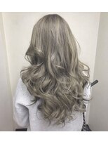 フェリシータ 緑地公園店(felicita) 外国人風ハイ透明感アプリエカラー×ウェービーロング