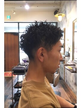ヘアーワークス アンビエント(Hair works Ambient) ☆アンビ☆ メンズパーマ