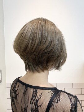 ザ ラフター バイ ラブズ ラフズ 戸畑朝日ヶ丘店(THE LAUGHTER by Loves Laughs) セピアグリーンジュ×美！前下がりショートボブ(右サイド)