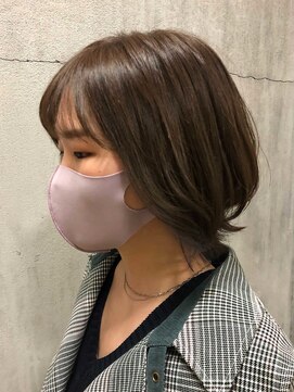 ビーワールド(B WORLD) クールだけどかわいいレイヤーボブ【藤枝/髪質改善】