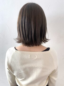 アイティー バイ アルバム 中野店(IT by ALBUM) オリーブグレージュボブ_ホワイトグレージュ_ba389701