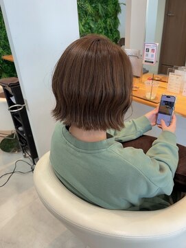 クレア 岡崎南店(CREA) ショートスタイル♪切りっぱなし外ハネボブ