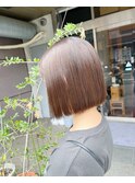 ナチュラルな可愛いさ　ショートボブスタイル　艶髪