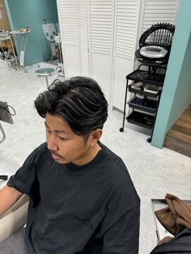 リーホリエ(Lee Horie) 藤井指名！　白髪ぼかしハイライトでお洒落に。