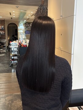 エヴリンアンドペイジ(Evelyn&paige) 髪質改善トリートメント【神戸/元町】