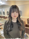 ダークオリーブ×イヤリングカラー