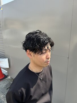 ヘアリゾート リビラ(Hair Resort Revilla) 波巻きスパイラル