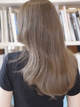 ビュートリアム 福岡(BEAUTRIUM) オーガニックカラーとレイヤーカットでナチュラルなのに上品ヘア