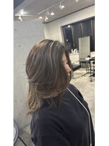 レーヴ(REVE)&nbsp;韓国風　ハイライトバレイヤージュ　ミルクティーカラー