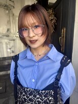 カムジーヘッドカミノウラ(COMEGHEAD KAMINOURA) レイヤーボブ × デザインカラー