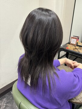 シーン(SeeN.) ハイレイヤーウルフ＋根本縮毛矯正＋トーンダウンカラー