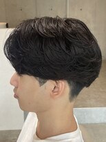 ブルニール 中崎町(BLEUNIR) フェザーパーマ フェザーショート メンズ センターパート