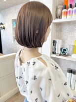キャアリー(Caary)&nbsp;福山市Caary韓国ボブマチルダボブ丸み内巻きボブベージュカラー