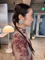 ナヌーク シブヤ(nanuk shibuya)&nbsp;ヘアアレンジロングヘアアレンジ結婚式アレンジ三つ編みアレンジ