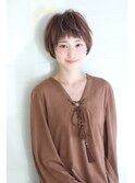 ことりベージュネイビーカラー毛先パーマ小顔ワンサイドショート