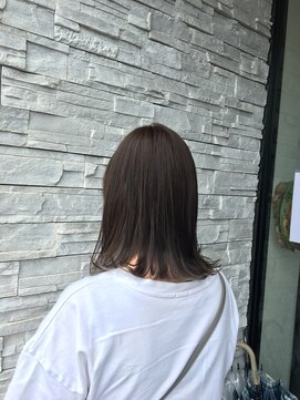アールトゥーヘアー(art To Hair) インナーカラーグレー