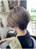 奥行きショート大人可愛いレイヤー20代30代透け感寒色カラー