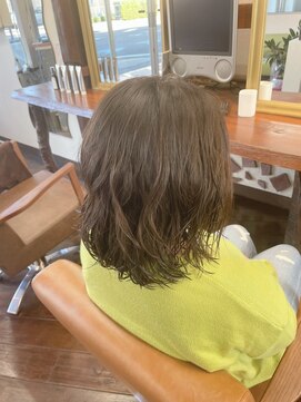 アート(art) コテ巻き風パーマ