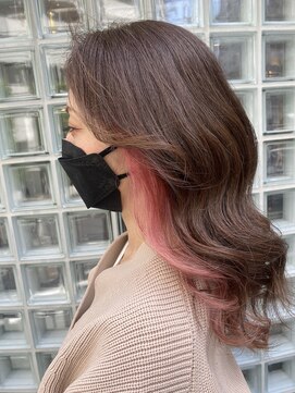 サロン 紫花  【アクセントカラー】インナーカラー×ベビーピンク