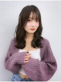 韓国風サイドバングで流行りのゆるふわミディアム！