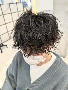 ワン 横浜(ONE005) ルーズ波巻きスパイラル