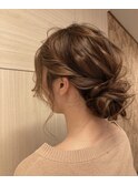 ロングヘア　アップスタイル