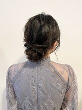 アヴェイル ヒロオ(a'vail Hiroo) 大人気艶髪シニヨンヘアセット