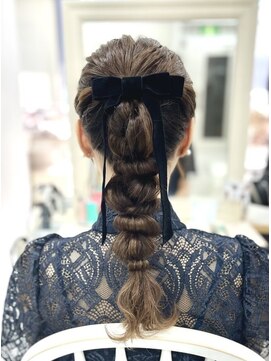 リサ 恵比寿(risa.) ぽこぽこポニーテール♪