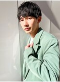 スペインカールスパイキーショートブルーブラックフェザーパーマ