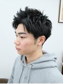 スパイキーショート　ツーブロック　清潔感　直毛　横浜駅　