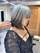 テトラ バイ ネオリーブ 横浜西口店(tetra by neolive)&nbsp;水色デザインカラーケアブリーチダブルカラーブルー