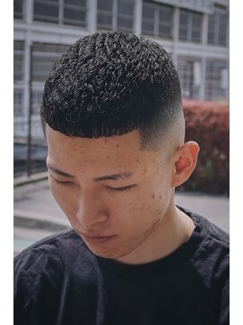 リル 阪神尼崎(LiL') 濡れパン×スキンフェード