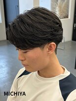 アンドメゾンオム(&Maison. homme) 【動きのある質感】センターパート