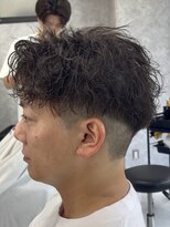 シャインセカンド 大宮(SHINE Second) シャドウパーマセンターパート