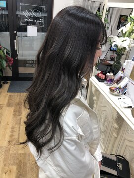 リリー ヘアーアンドビューティー(Lily) 透明感カラー