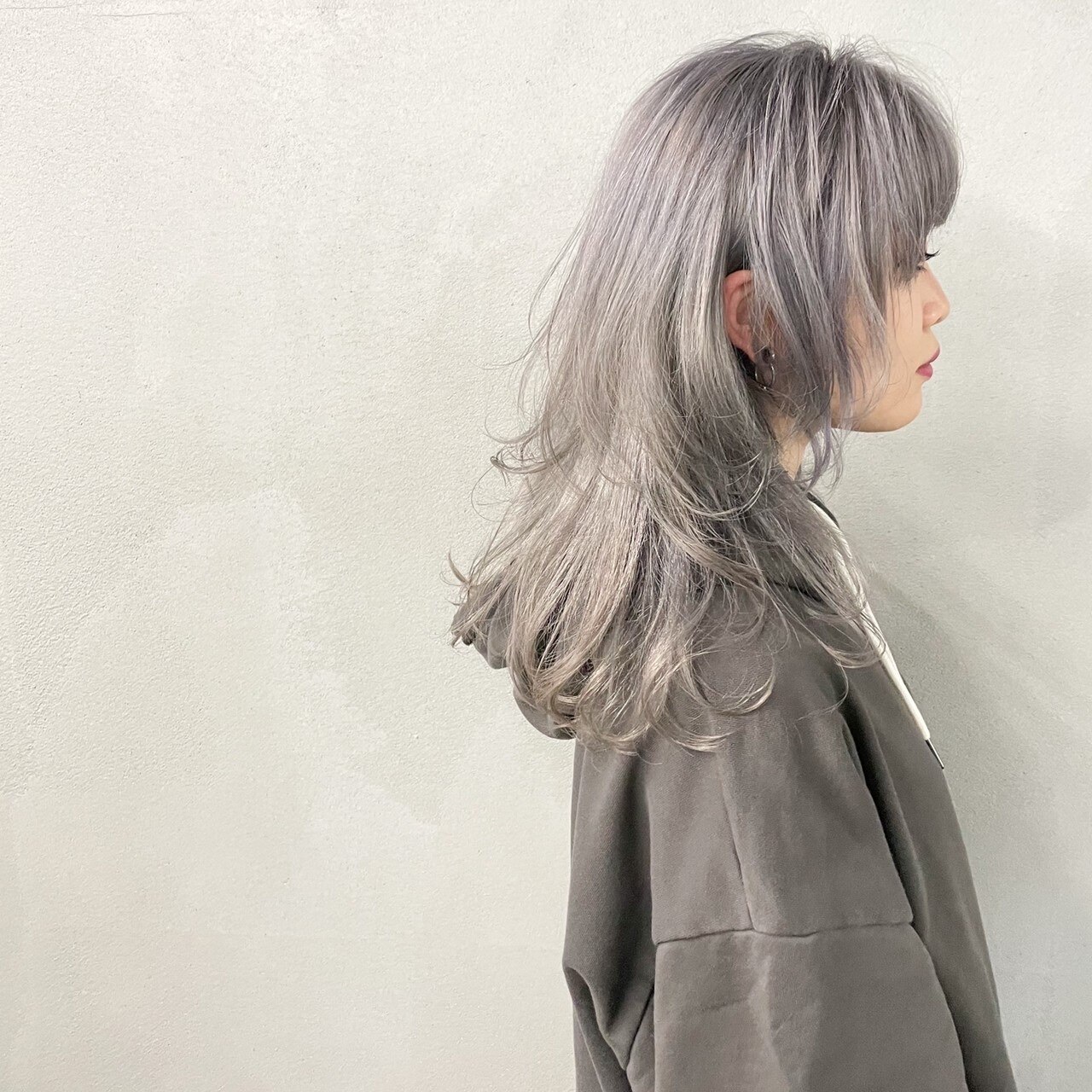 ウルフ #グレー #グレージュ #イルミナカラー ｜奥野 恭平(NYNY