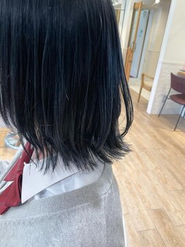 ネオリーブ チロル 横浜西口店(Neolive CiroL.) 暗めにしたい方必見ブルーブラック☆
