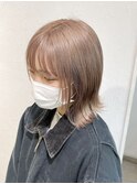 ミルクティーベージュ 外ハネボブ ストレート仕上げ
