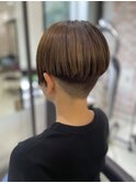 大人刈り上げマッシュボブ