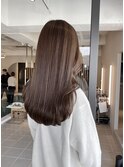 ロング・レイヤー斜めバング小顔愛され寒色ベージュカラー