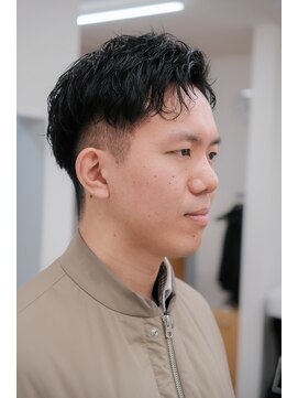 シラ(SHIRA) ナチュラルパーマ