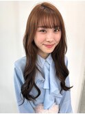 レイヤーカット イメチェン 美髪 ホワイトブロンド