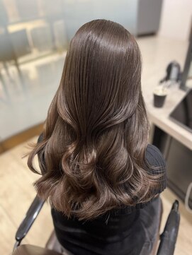 ユーフォリア 銀座本店(Euphoria) Mako チョコレートブラウン 似合わせ 透明感カラー