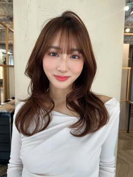 アリスバイアフロート 自由が丘(ALICe by AFLOAT) 大人可愛いフォワード巻きレイヤーカット【自由が丘】