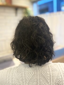 ヘアー グリーン(hair green) 50代60代ミセス/グレイヘアウェーブボブ