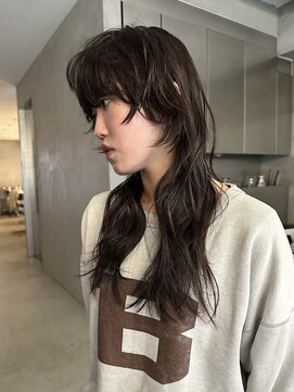 ハッシュカット/レイヤーカット/ロング/ブラウンカラー/パーマ