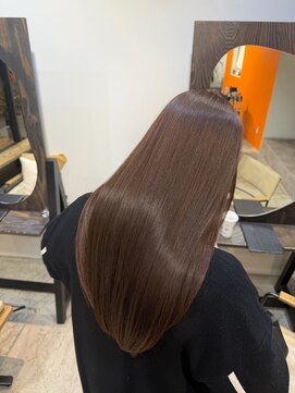 ノーム(norm) 大人の艶ショコラブラウン×ロングストレート