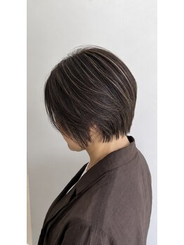 プロデュース 成瀬店(Produce)の写真/白髪ぼかし×ヘッドスパで魅せる艶髪。エイジングケアと癒やしを同時に叶える大人サロン
