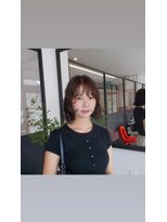 ノイ(noi)&nbsp;顔の輪郭をすっきり見せる、髪質改善ミディアム