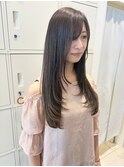 ロングレイヤー艶やかグレージュ